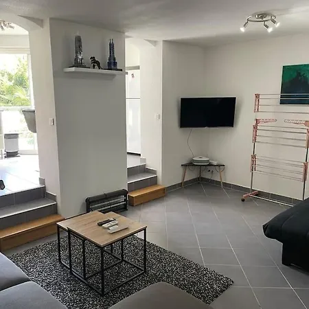 Apartment T2 N°1 Hyper-centre Climatise